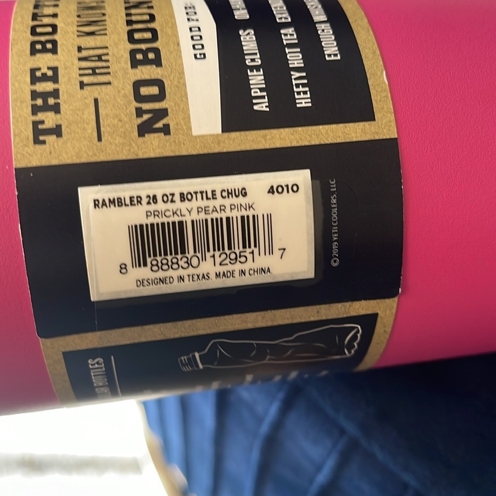 Yeti Rambler 26 oz - Picture 2 of 3
